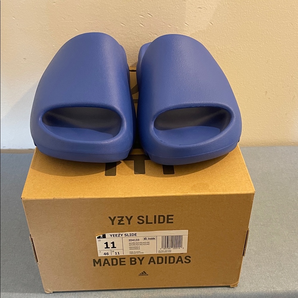 Adidas Men’s Royal Blue Yeezy Slides